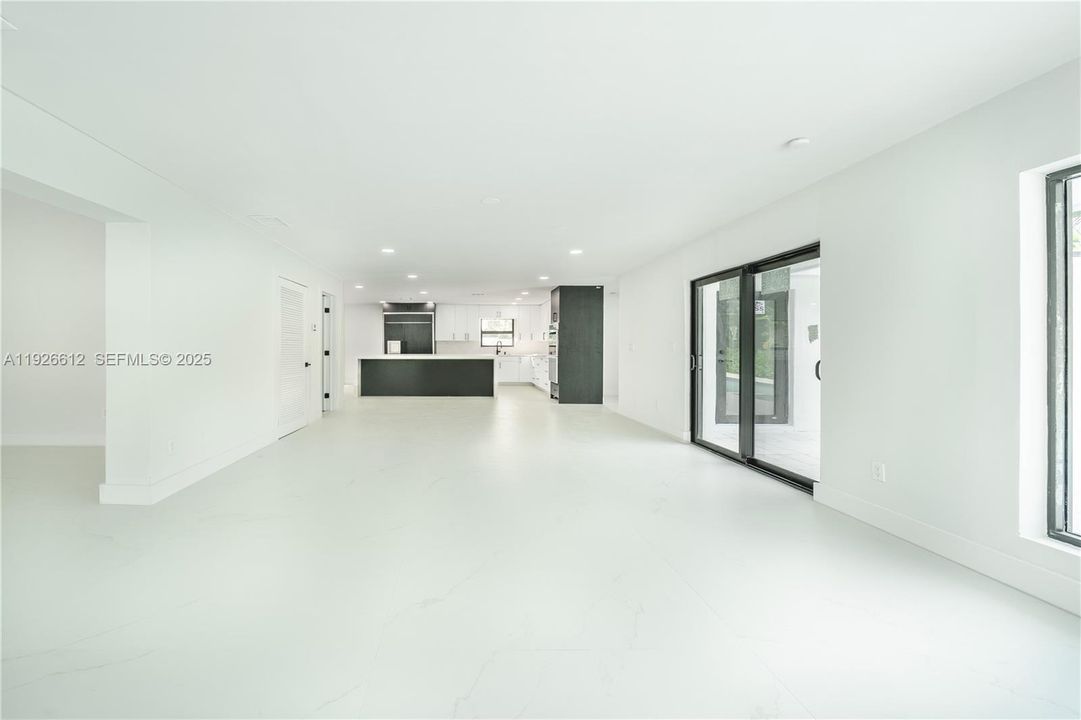 En Venta: $2,000,000 (4 camas, 3 baños, 2957 Pies cuadrados)