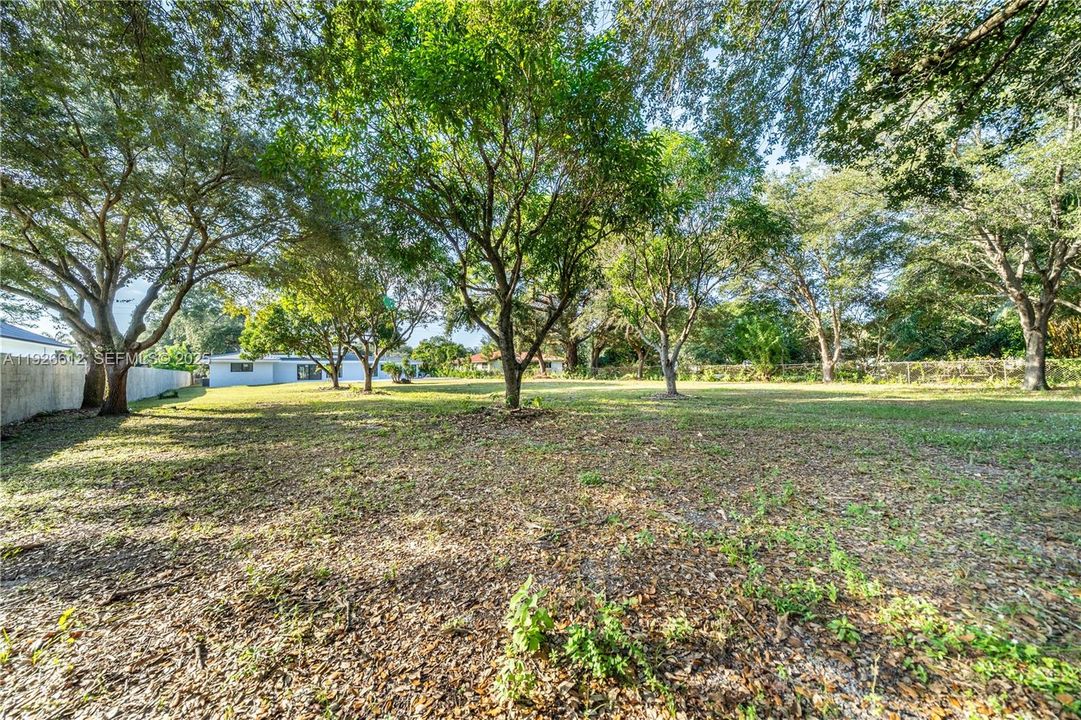 En Venta: $2,000,000 (4 camas, 3 baños, 2957 Pies cuadrados)