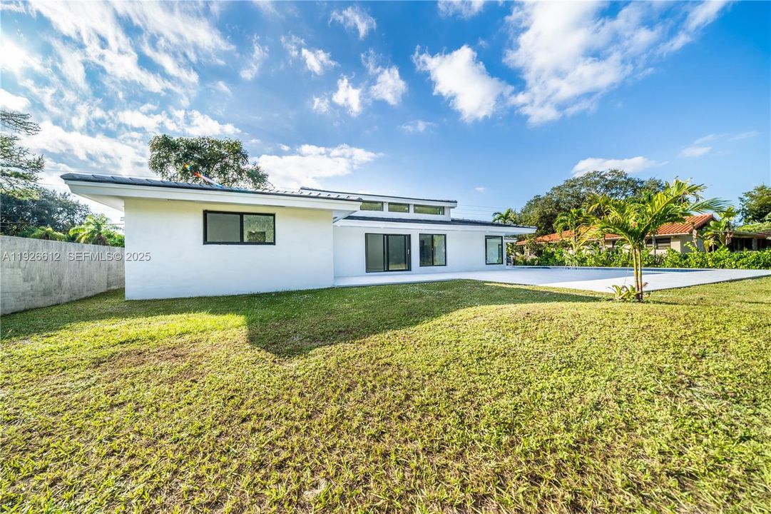 En Venta: $2,000,000 (4 camas, 3 baños, 2957 Pies cuadrados)