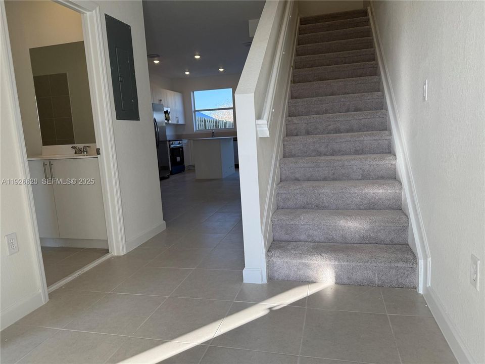 В аренду: $2,750 (3 спален, 3 ванн, 0 Квадратных фут)