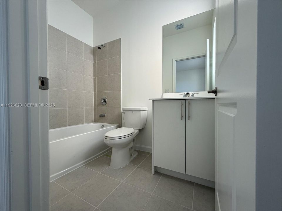 В аренду: $2,750 (3 спален, 3 ванн, 0 Квадратных фут)