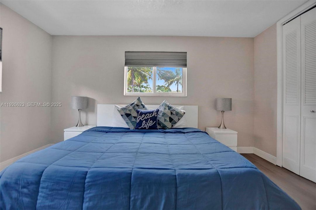 出租: $4,500 (3 贝兹, 2 浴室, 1430 平方英尺)