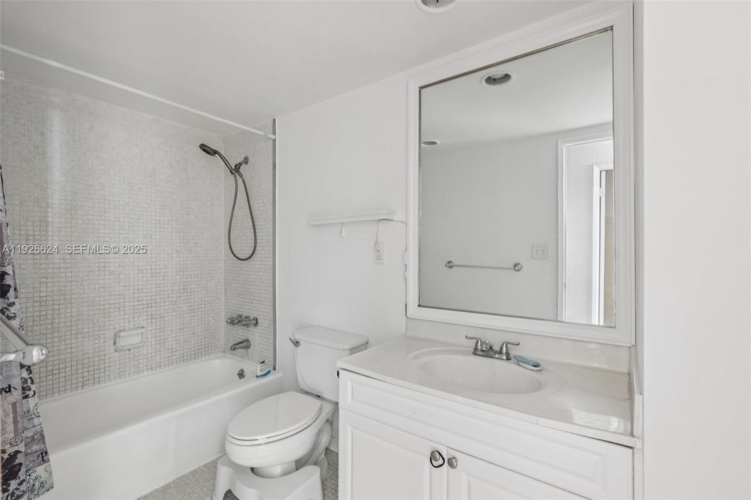 出租: $3,450 (2 贝兹, 2 浴室, 1537 平方英尺)