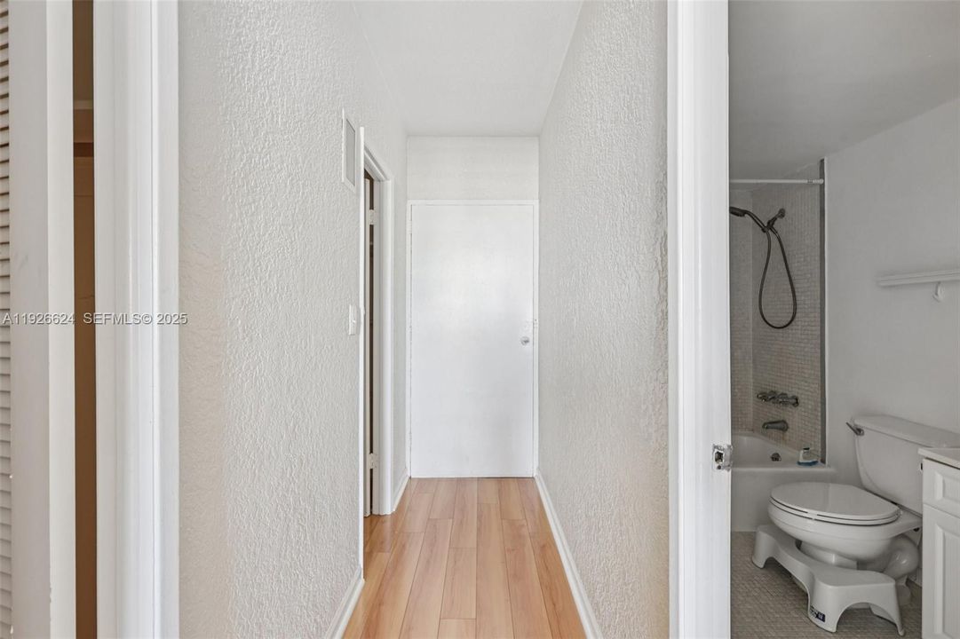 出租: $3,450 (2 贝兹, 2 浴室, 1537 平方英尺)