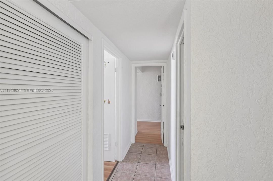 出租: $3,450 (2 贝兹, 2 浴室, 1537 平方英尺)