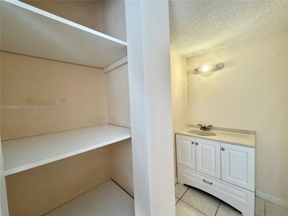 En Renta: $2,200 (2 camas, 2 baños, 1190 Pies cuadrados)