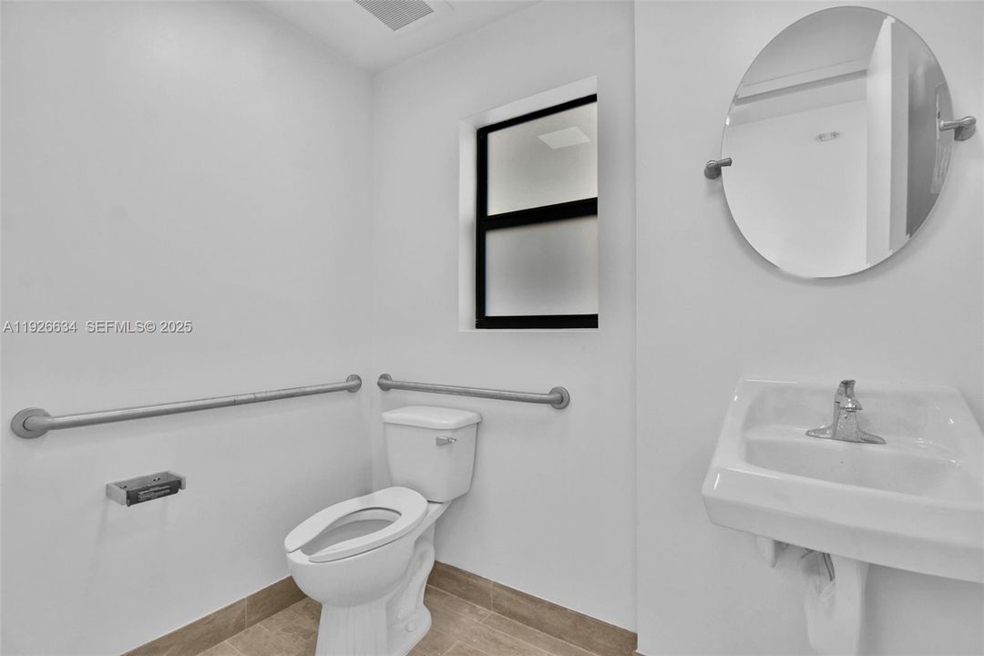 出租: $36 (0 贝兹, 0 浴室, 0 平方英尺)