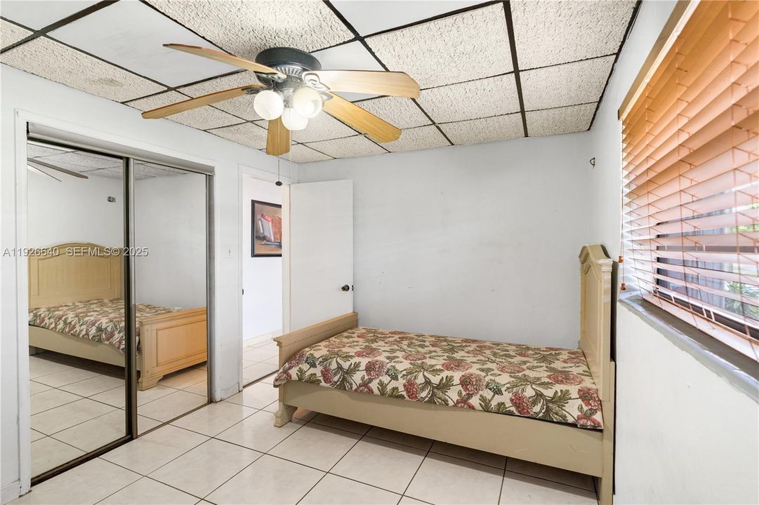 En Venta: $370,000 (2 camas, 1 baños, 972 Pies cuadrados)