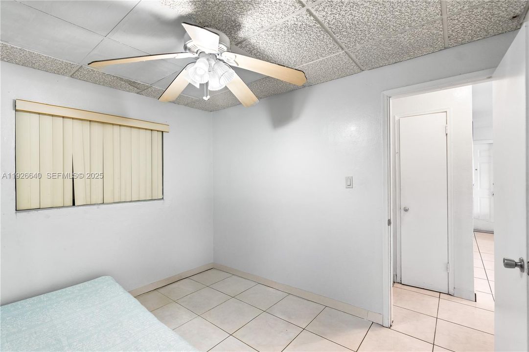 En Venta: $370,000 (2 camas, 1 baños, 972 Pies cuadrados)