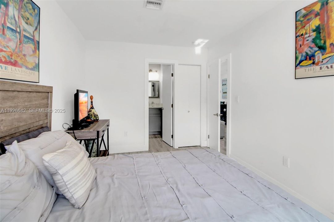 На продажу: $460,000 (3 спален, 2 ванн, 1026 Квадратных фут)