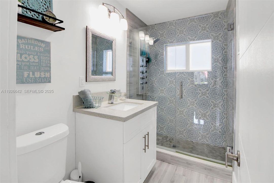 На продажу: $460,000 (3 спален, 2 ванн, 1026 Квадратных фут)