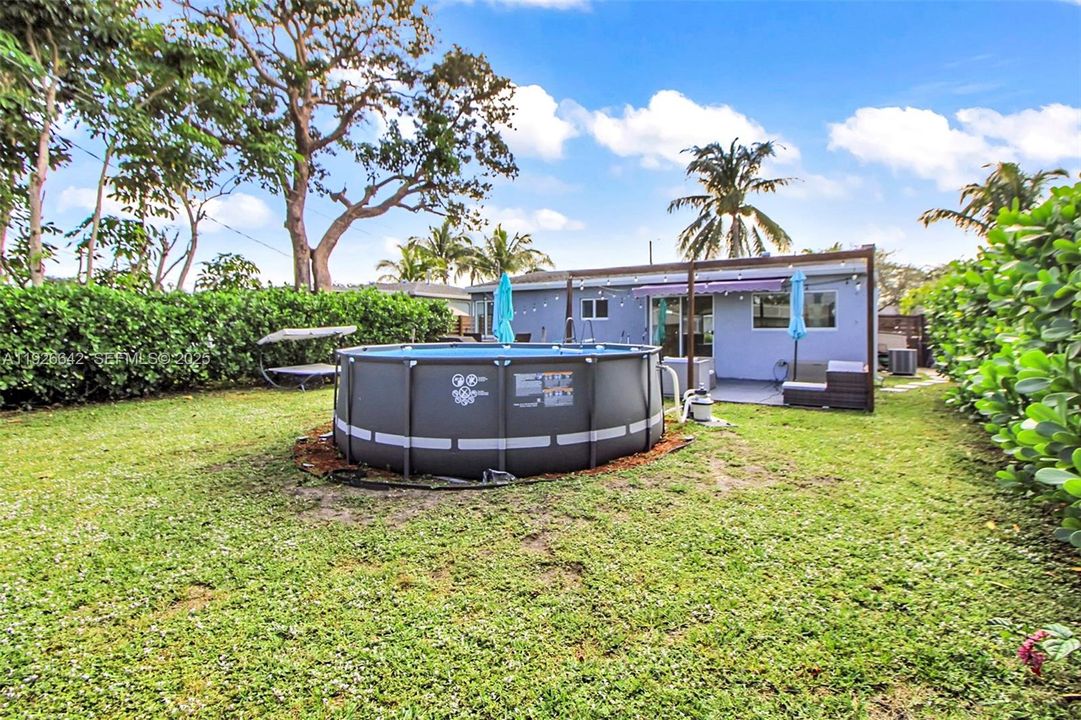 На продажу: $460,000 (3 спален, 2 ванн, 1026 Квадратных фут)