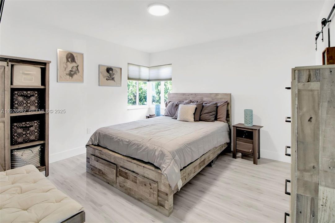 На продажу: $460,000 (3 спален, 2 ванн, 1026 Квадратных фут)