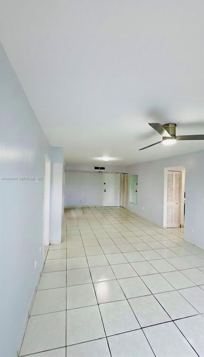 出租: $2,500 (3 贝兹, 2 浴室, 1098 平方英尺)