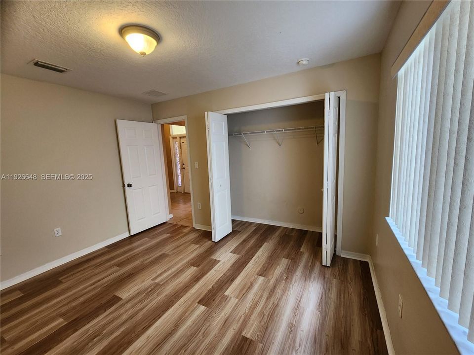 En Renta: $2,700 (3 camas, 2 baños, 1739 Pies cuadrados)