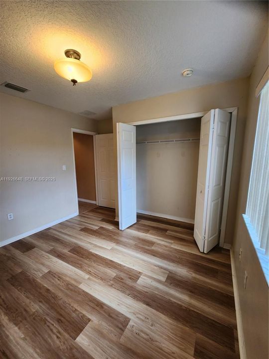 En Renta: $2,700 (3 camas, 2 baños, 1739 Pies cuadrados)