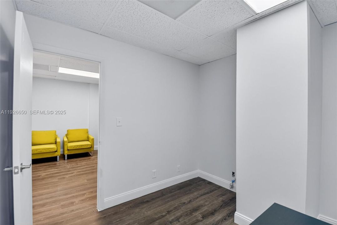 出租: $2,200 (0 贝兹, 0 浴室, 0 平方英尺)