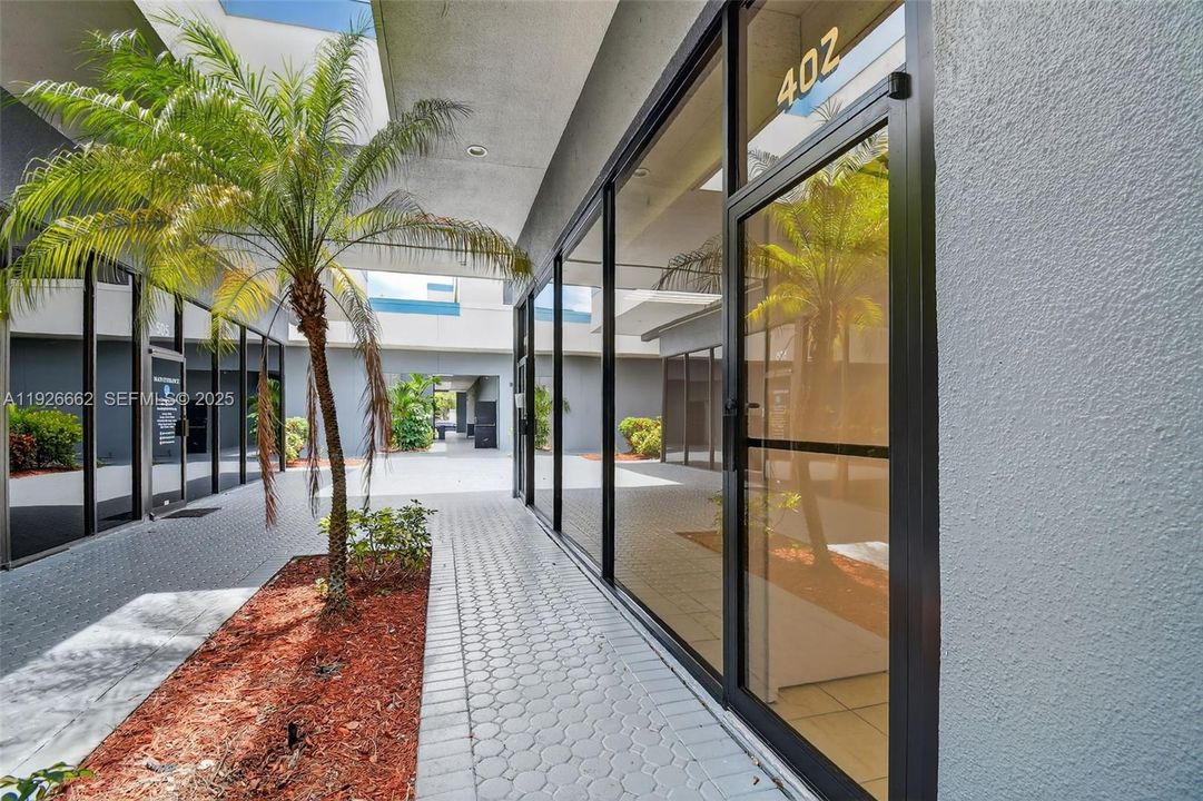 出租: $3,647 (0 贝兹, 0 浴室, 0 平方英尺)