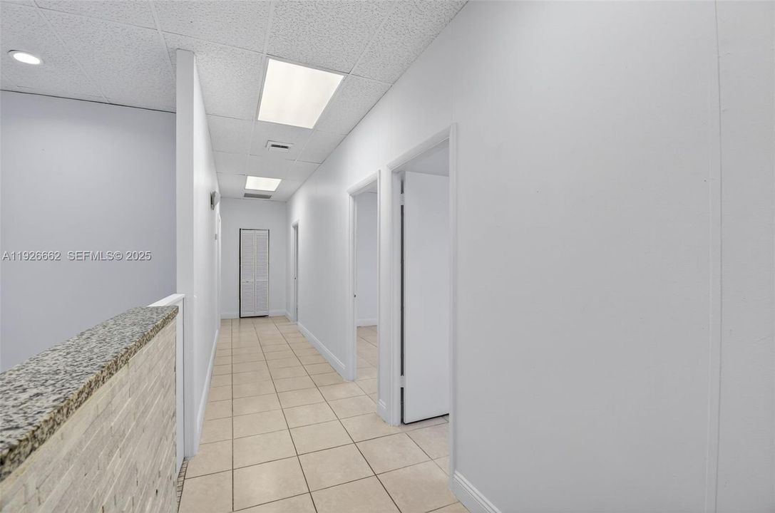 出租: $3,647 (0 贝兹, 0 浴室, 0 平方英尺)