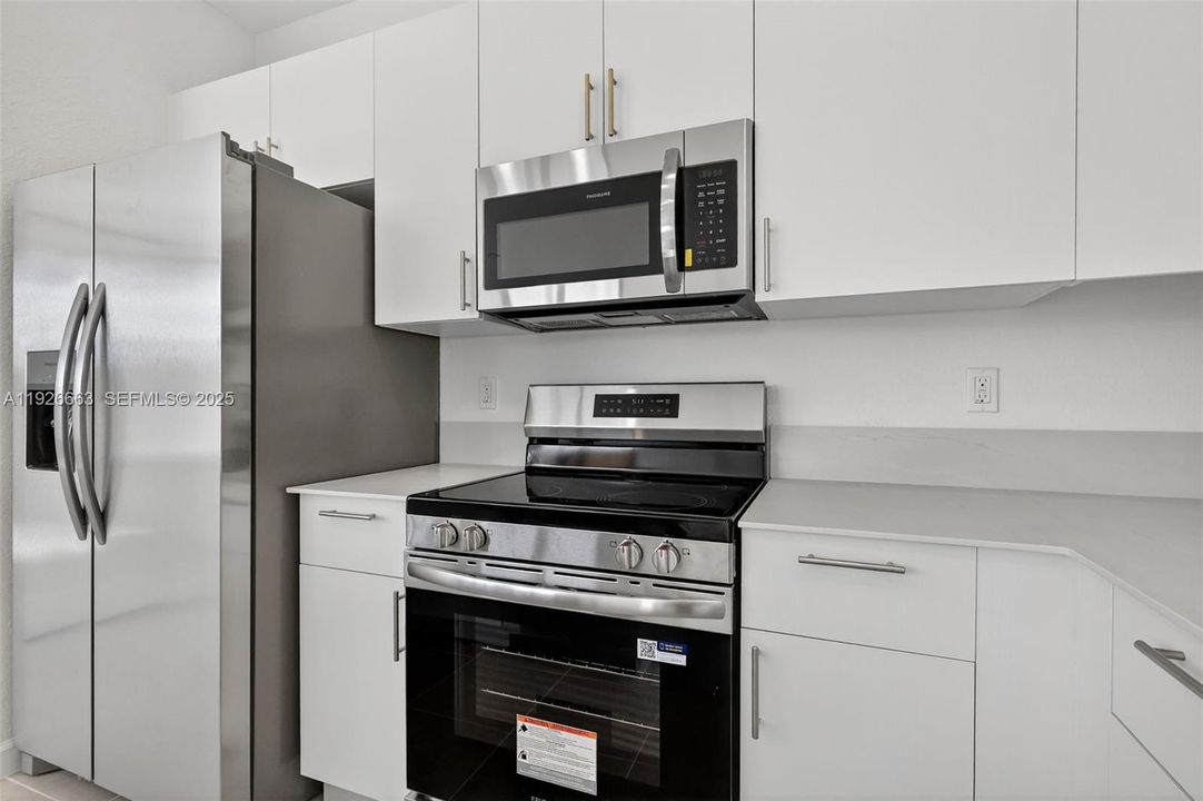 В аренду: $3,750 (4 спален, 3 ванн, 1436 Квадратных фут)