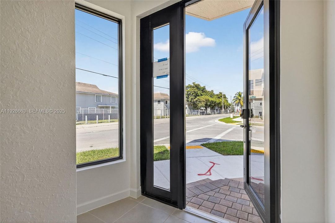 В аренду: $3,750 (4 спален, 3 ванн, 1436 Квадратных фут)