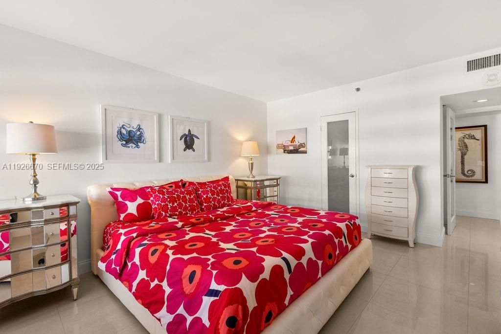 На продажу: $559,000 (1 спален, 1 ванн, 820 Квадратных фут)