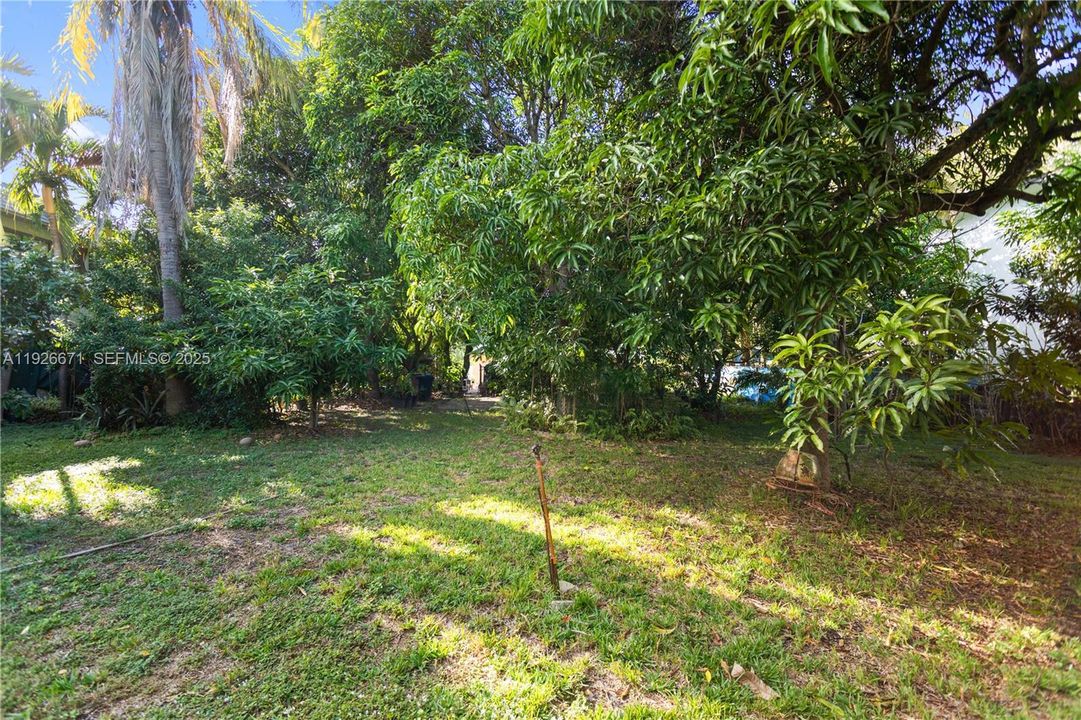 For Sale: $625,000 (0.23 acres)