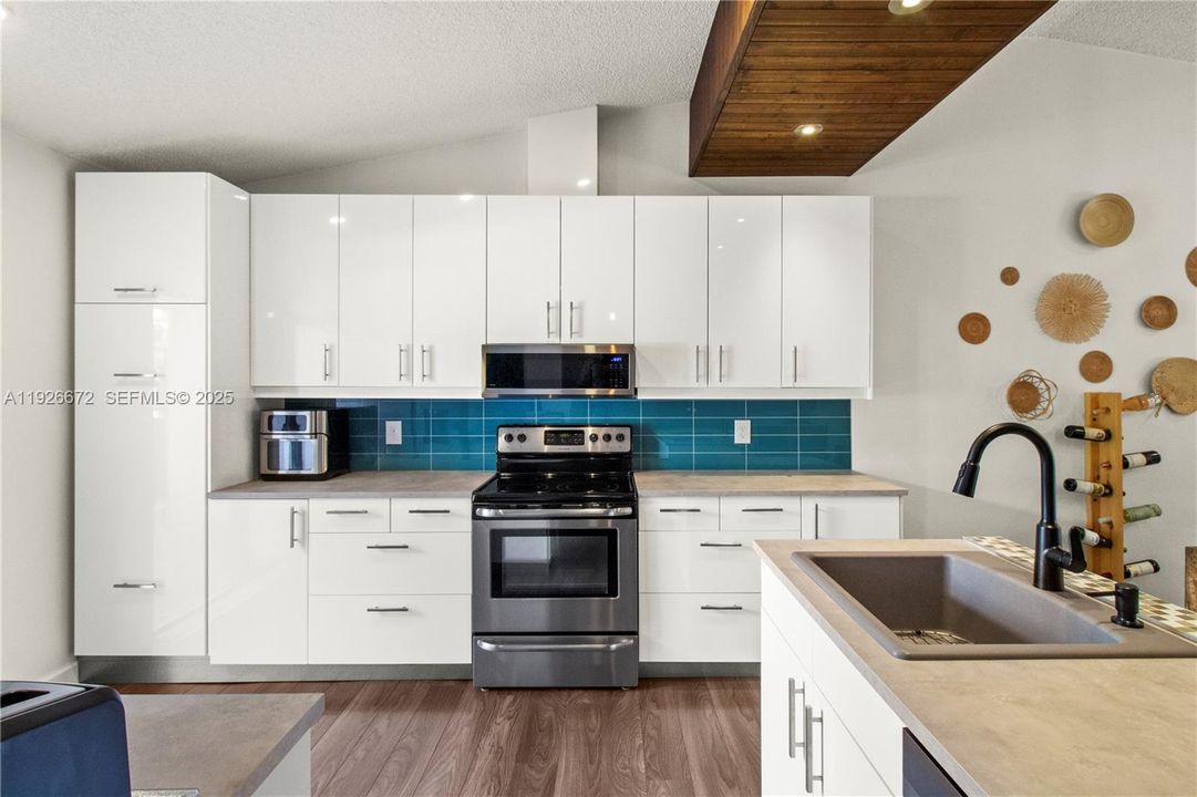 En Venta: $365,000 (2 camas, 2 baños, 1204 Pies cuadrados)