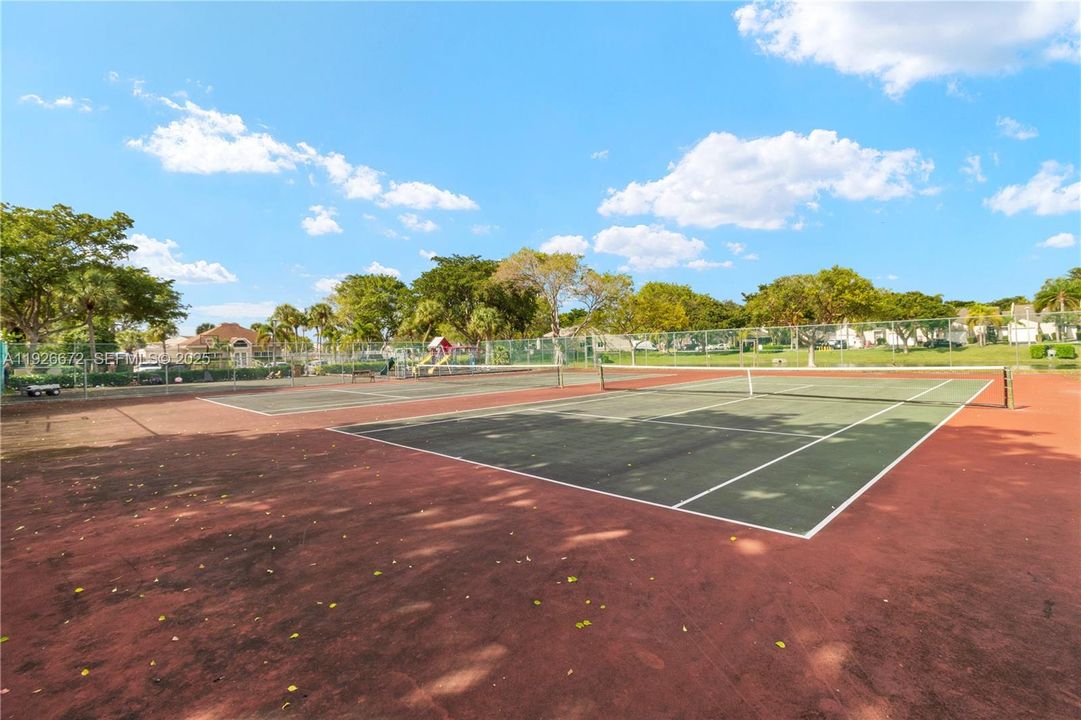 En Venta: $365,000 (2 camas, 2 baños, 1204 Pies cuadrados)