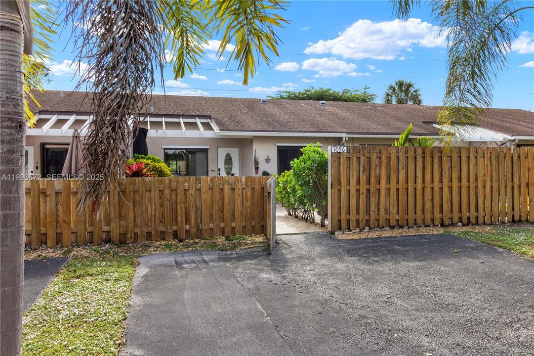 En Venta: $365,000 (2 camas, 2 baños, 1204 Pies cuadrados)