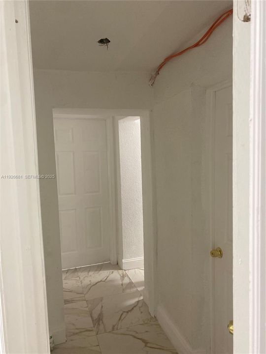 待售: $329,999 (3 贝兹, 2 浴室, 876 平方英尺)