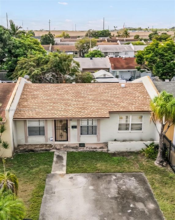 待售: $379,990 (3 贝兹, 1 浴室, 980 平方英尺)