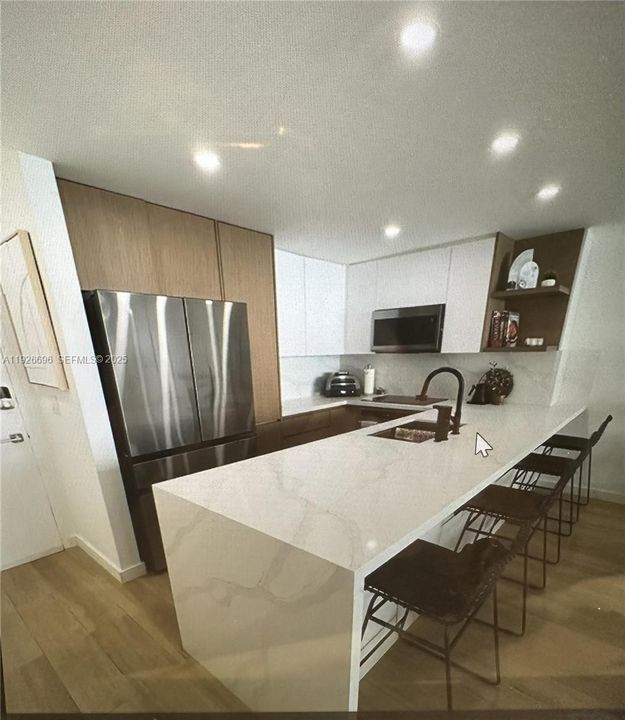 В аренду: $3,000 (1 спален, 1 ванн, 855 Квадратных фут)