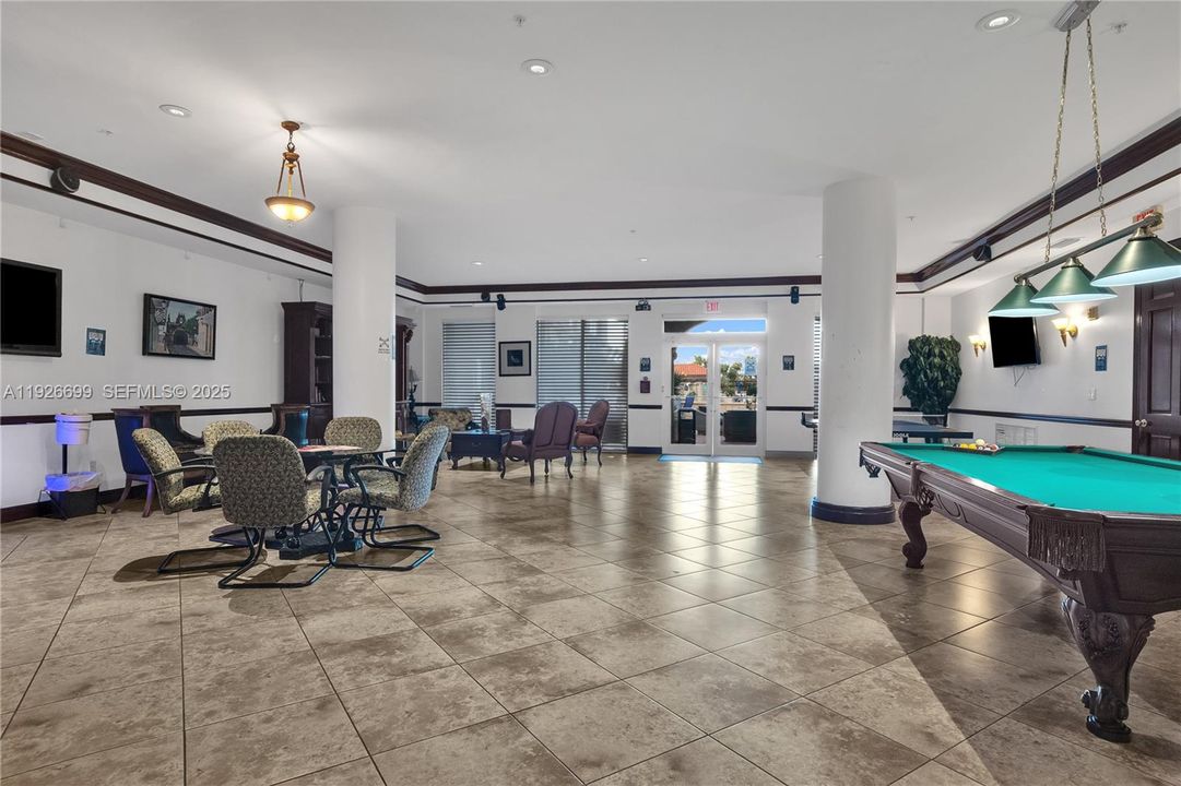 En Venta: $315,000 (1 camas, 1 baños, 685 Pies cuadrados)