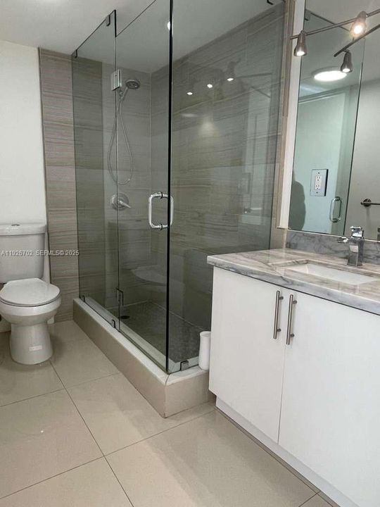 В аренду: $2,150 (1 спален, 1 ванн, 767 Квадратных фут)