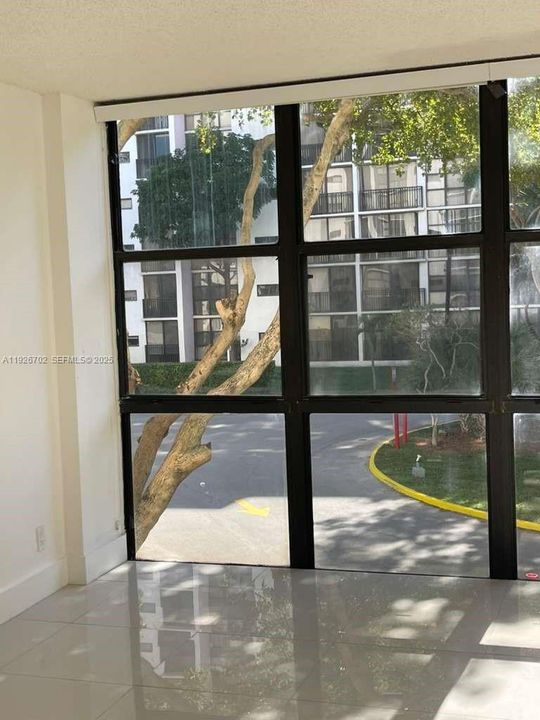 В аренду: $2,150 (1 спален, 1 ванн, 767 Квадратных фут)