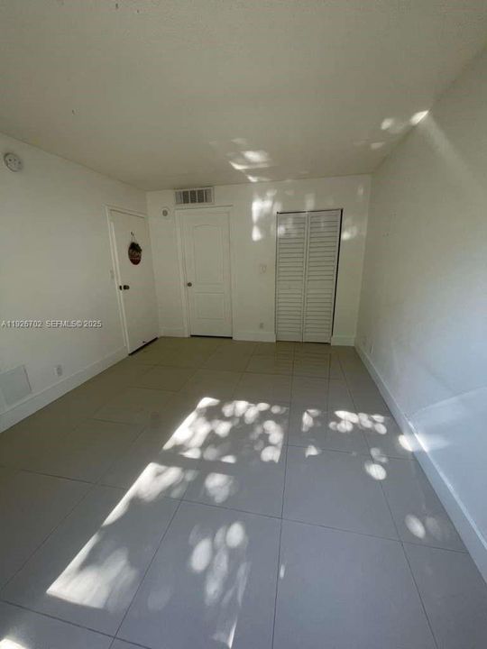 В аренду: $2,150 (1 спален, 1 ванн, 767 Квадратных фут)