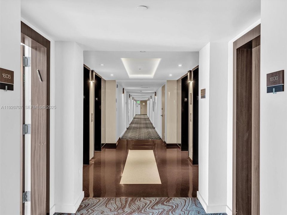 В аренду: $5,900 (1 спален, 1 ванн, 746 Квадратных фут)