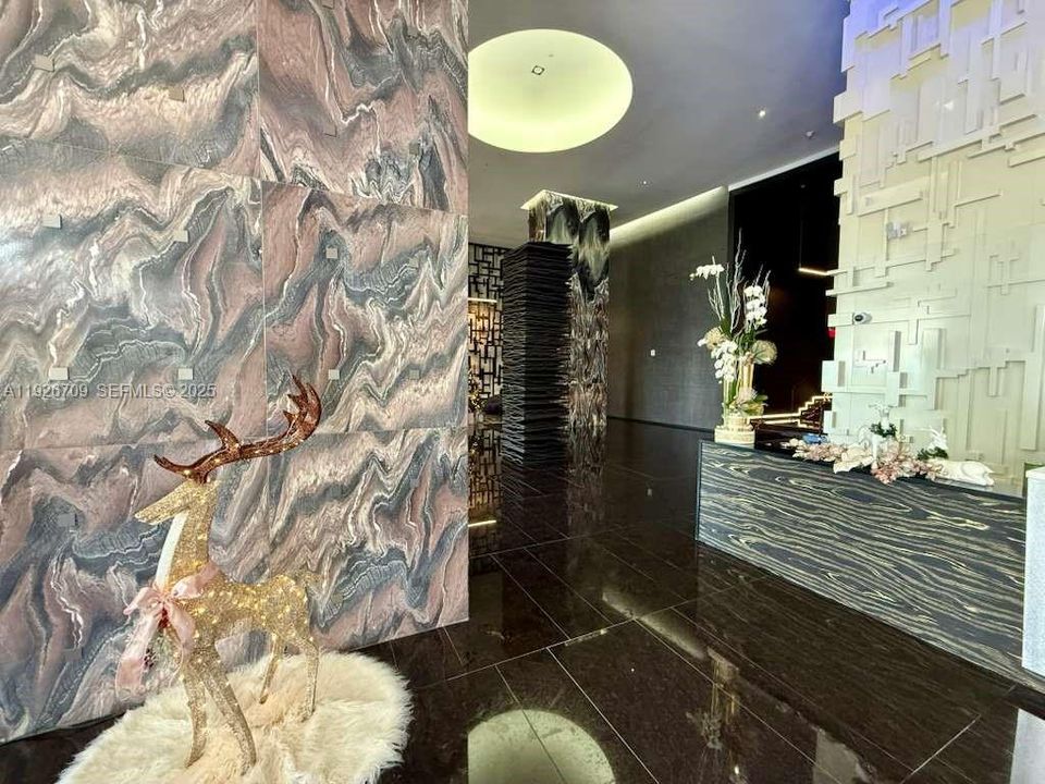 В аренду: $6,450 (2 спален, 2 ванн, 1782 Квадратных фут)