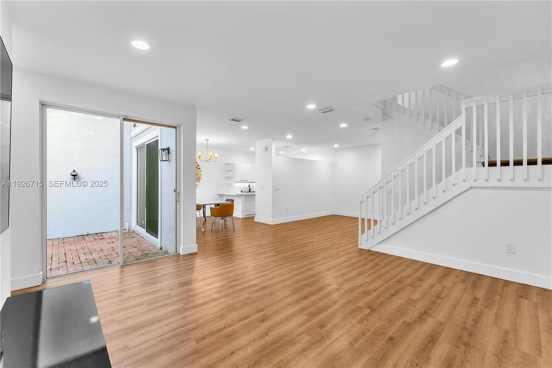 For Rent: $3,800 (3 beds, 2 baths, 1748 Square Feet)