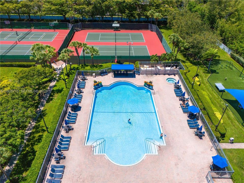 For Rent: $3,800 (3 beds, 2 baths, 1748 Square Feet)