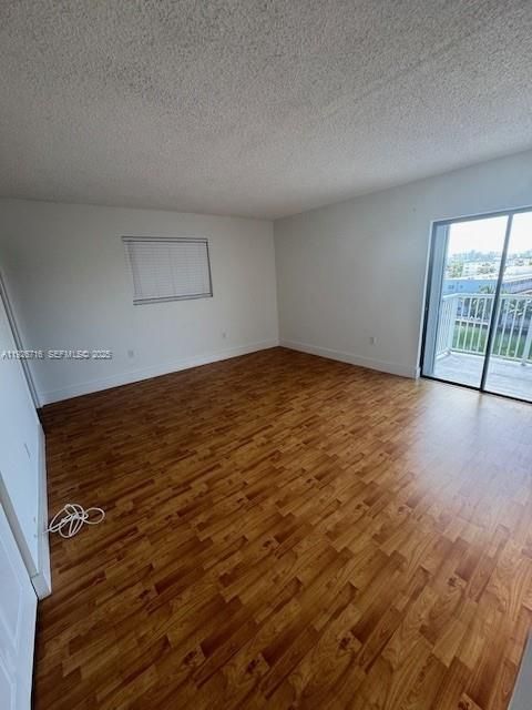 For Rent: $2,550 (2 beds, 2 baths, 1058 Square Feet)