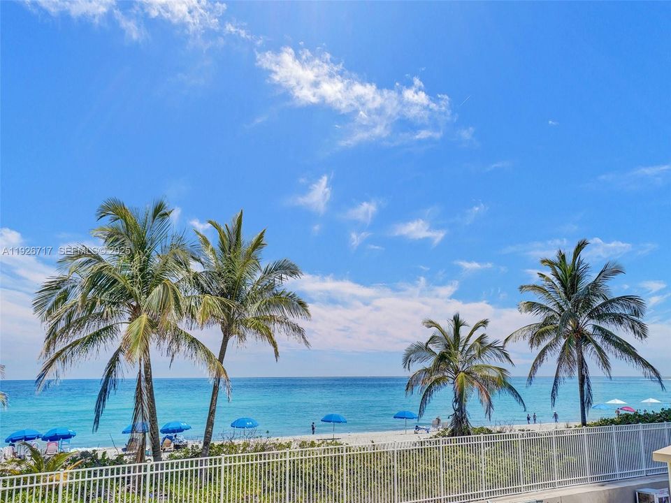 出租: $2,950 (2 贝兹, 2 浴室, 1380 平方英尺)