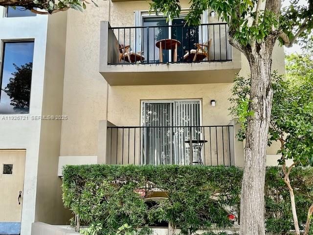 En Renta: $2,600 (2 camas, 2 baños, 1000 Pies cuadrados)