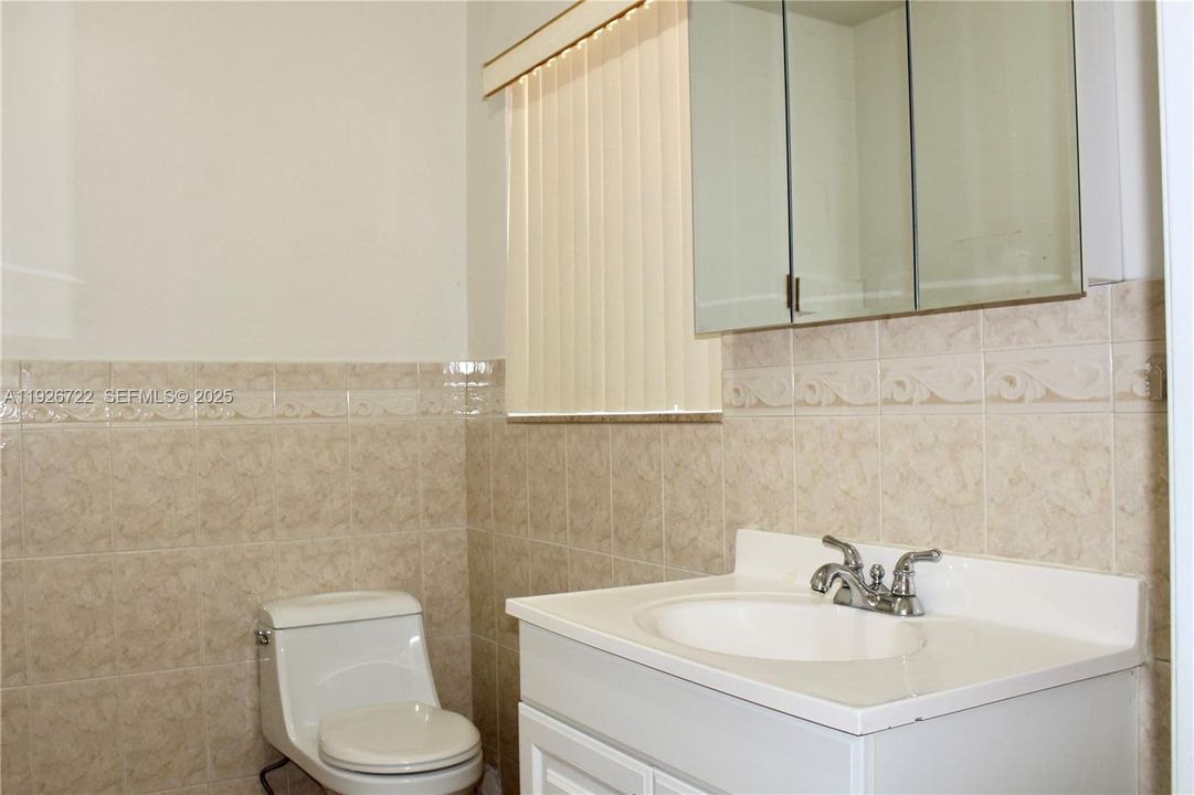 En Renta: $2,600 (2 camas, 1 baños, 1902 Pies cuadrados)