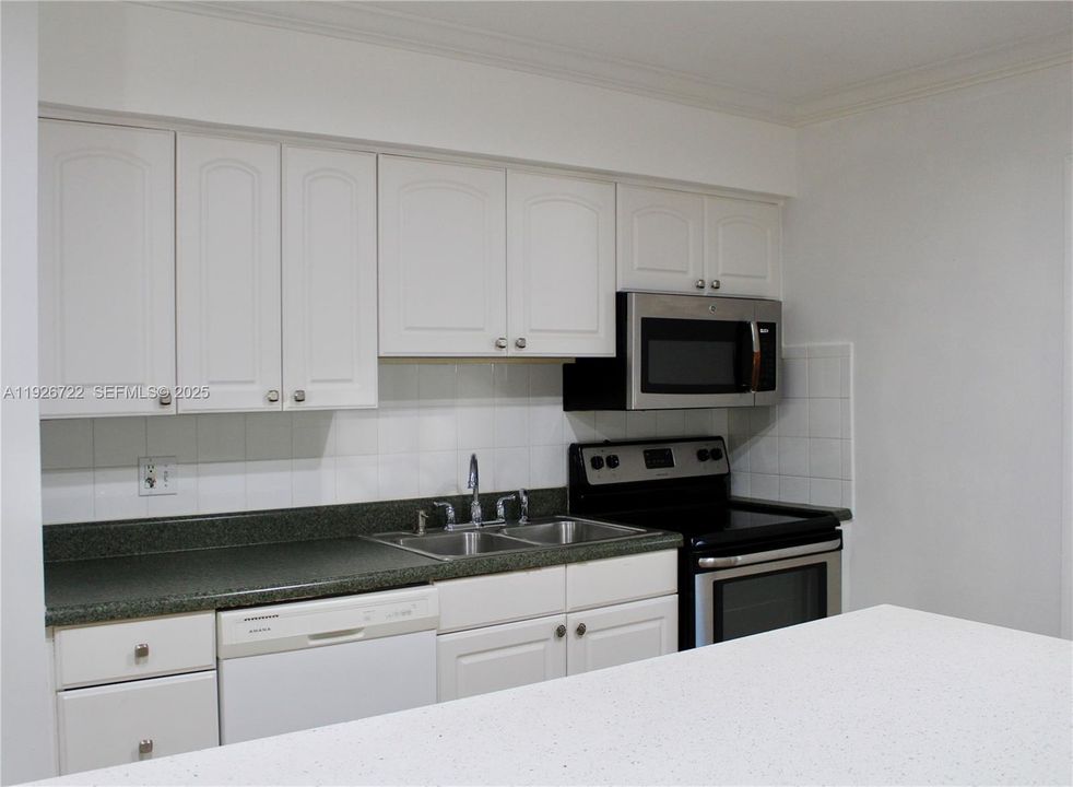 En Renta: $2,600 (2 camas, 1 baños, 1902 Pies cuadrados)