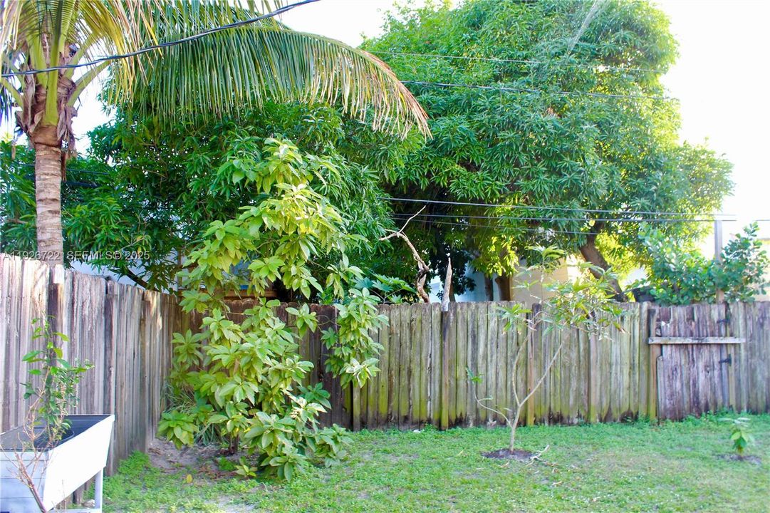 En Renta: $2,600 (2 camas, 1 baños, 1902 Pies cuadrados)