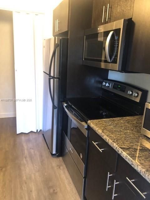 待售: $200,000 (1 贝兹, 1 浴室, 630 平方英尺)