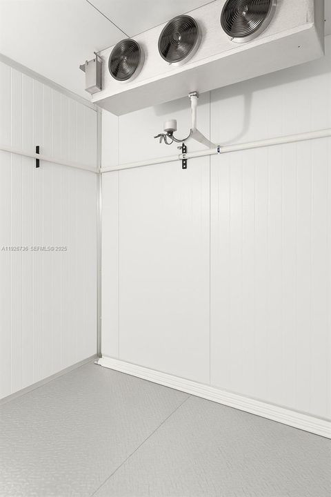 В аренду: $4,700 (0 спален, 0 ванн, 0 Квадратных фут)