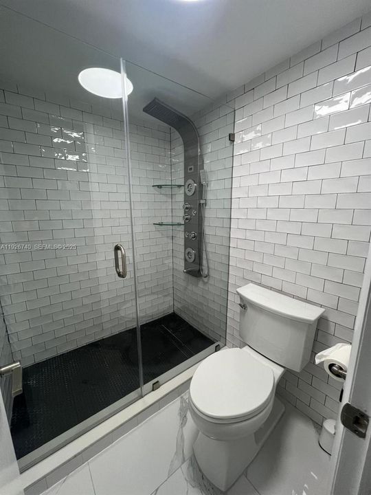 出租: $4,500 (2 贝兹, 2 浴室, 1024 平方英尺)